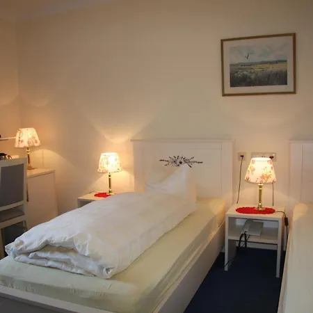 Und Restaurant Knesebecker Hof 3*