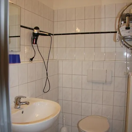 Hotel Und Restaurant Knesebecker Hof 3*